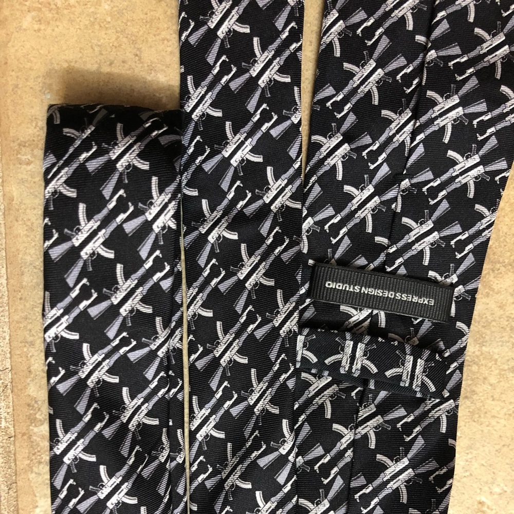 Express Ties - Picture 5 of 8